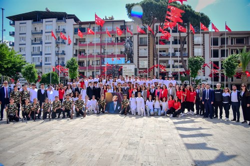 19 MAYIS ATATÜRK’Ü ANMA, GENÇLİK VE SPOR BAYRAMI, MİLLİ MÜCADELENİN BAŞLANGICININ 104. YIL DÖNÜMÜ İLÇEMİZDE COŞKUYLA KUTLANDI.