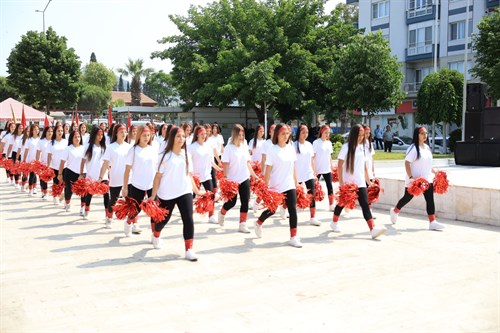 19 MAYIS ATATÜRK’Ü ANMA, GENÇLİK VE SPOR BAYRAMI'NIN 106. YIL DÖNÜMÜ İLÇEMİZDE COŞKUYLA KUTLANDI.