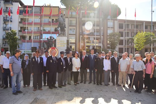  GAZİLER GÜNÜ İLÇEMİZDE TÖRENLE KUTLANDI.