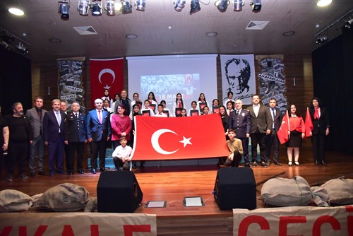 18 MART ÇANAKKALE ZAFERİ VE ŞEHİTLERİ ANMA GÜNÜ KAPSAMINDA TED EGE KOLEJİNDE  ANMA ETKİNLİĞİ DÜZENLENDİ.