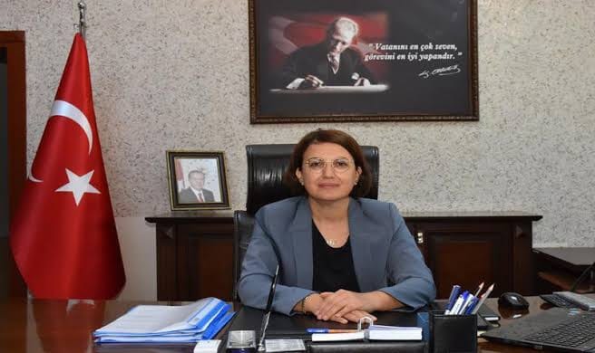 Kaymakamımız Sayın Canan HANÇER BAŞTÜRK'ün; 25 Kasım Kadına Yönelik Şiddetle Uluslararası Mücadele Günü Mesajı